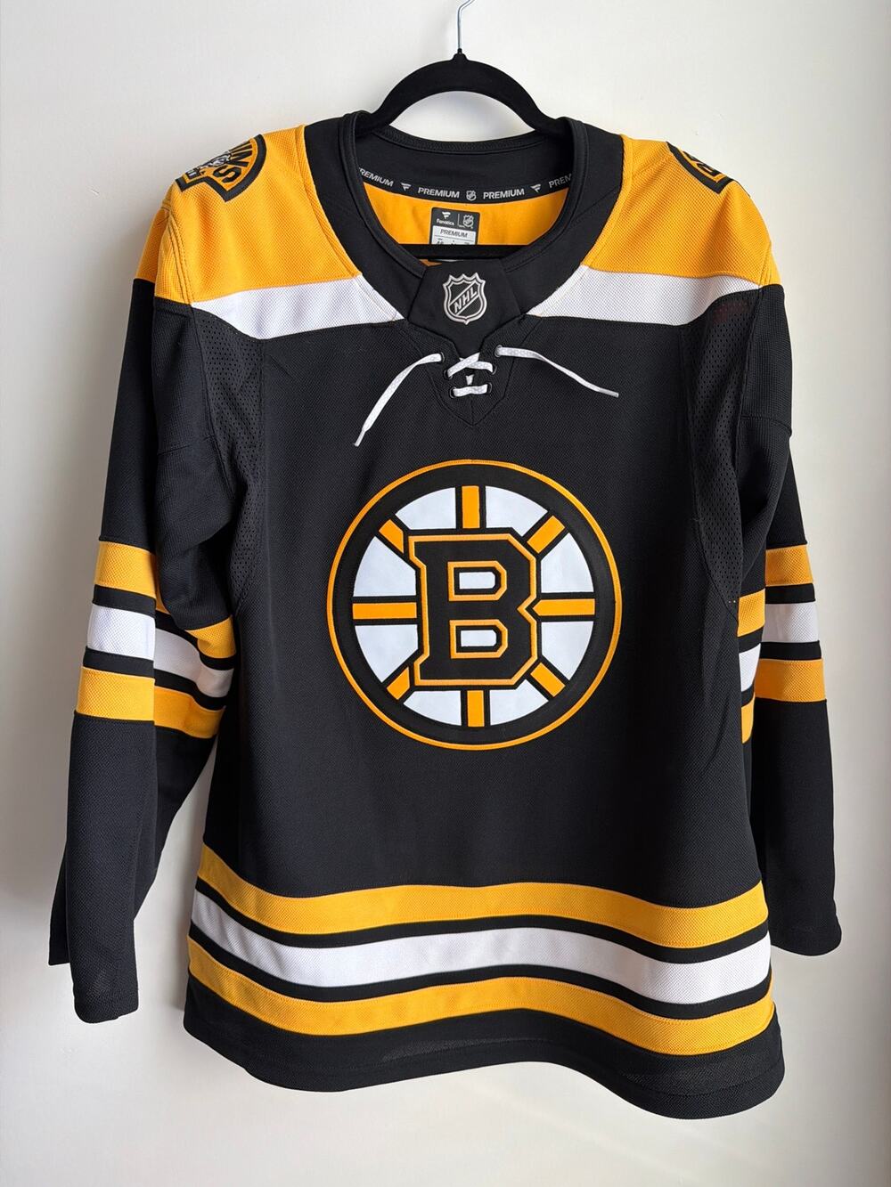 Boston Bruins Fanatics Premium Home Jersey Size 46 Small NHL